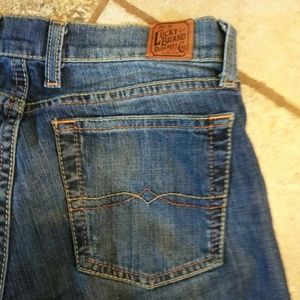 Brand new never worn Lucky Brand Jeans